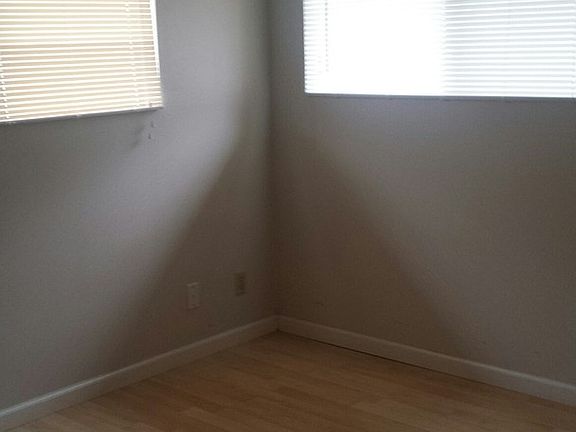 3rd image of 40A Waiohuli Pl