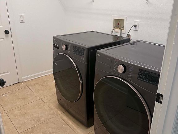 5th image of 2072 Marsh Hawk Dr