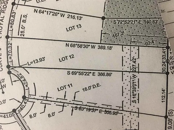2110 Royal Ridge Cir, Manhattan, KS 66503