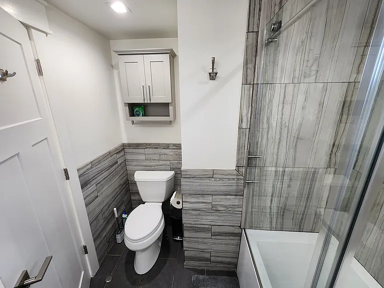 10038 6th Ave SW #1 — Photo 12