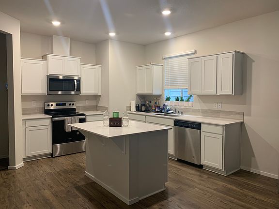 3rd image of 2664 NE 116th Pl