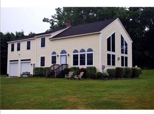 2 Hayfield Dr, Biddeford, ME 04005