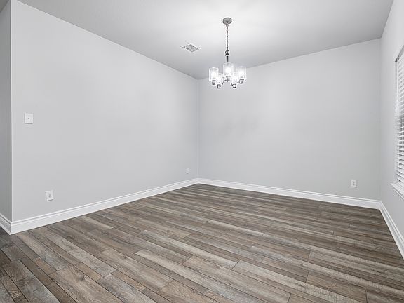5th image of 8300 Carallia Ct