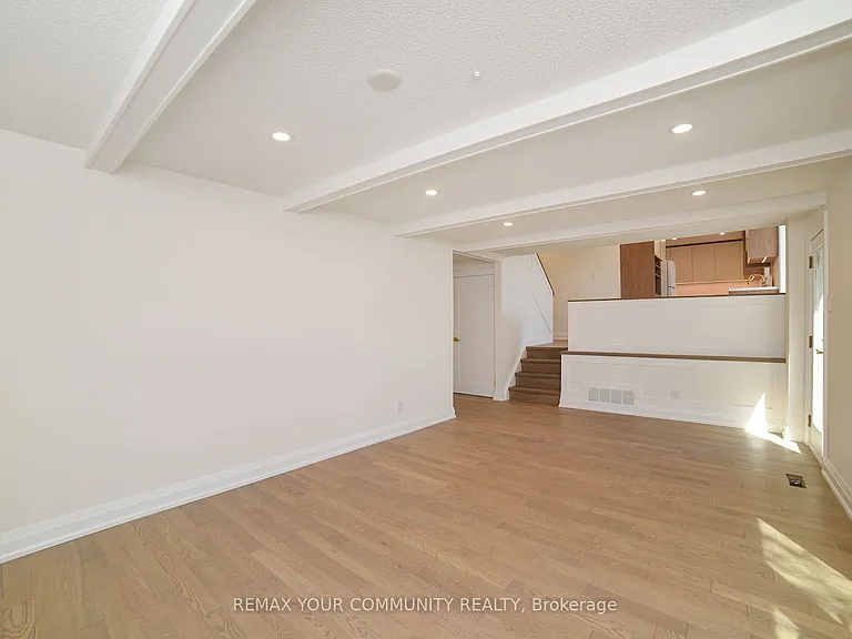 29 Colonsay Rd — Photo 19