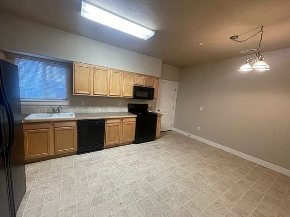 2nd image of 16650 N Profit Cir Ste 101