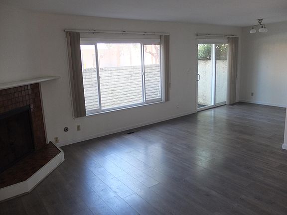 Living Area (Living Room + Dining Room)