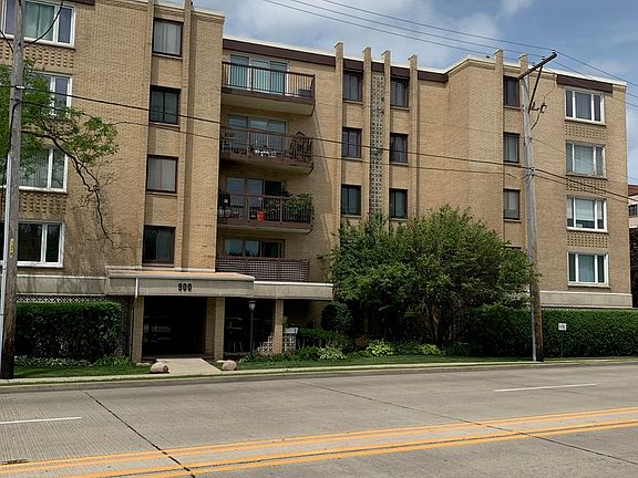 3rd image of 900 S River Rd APT 4A