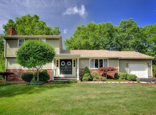 66 Julia Dr, North Providence, RI 02911
