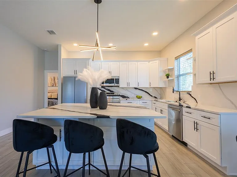9912 Golden Loop — Photo 14