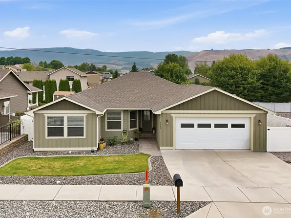 1720 Soden Street SE, East Wenatchee, WA 98802