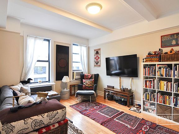4th image of 200 W 90th St APT 10F