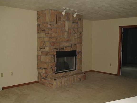 5th image of 1116 Nicole Renee Dr