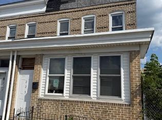 225 E 4th St, Chester, PA 19013