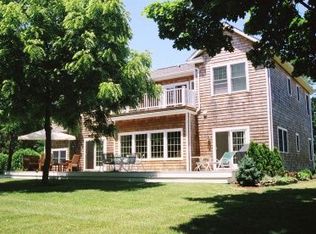 27 Lamb Pl, DIX HILLS, NY 11746