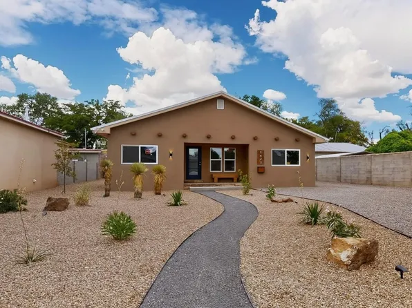 1423 Van Cleave Rd NW, Albuquerque, NM 87107