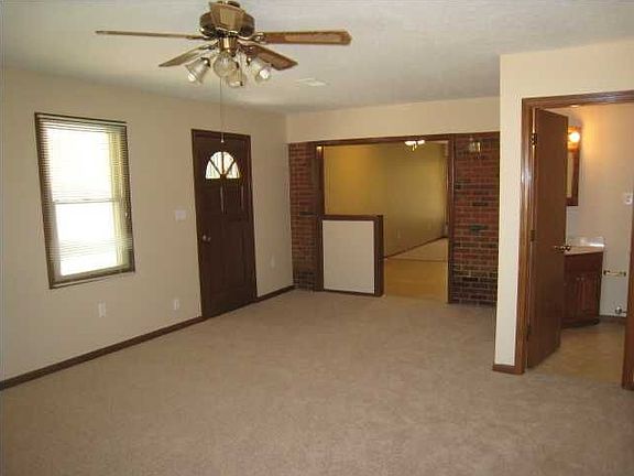2nd image of 10815 Milwaukee Way