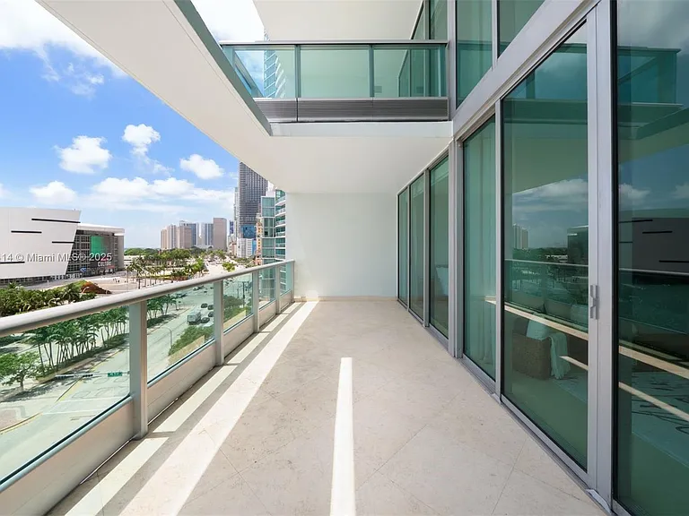900 Biscayne Blvd #905 — Photo 28