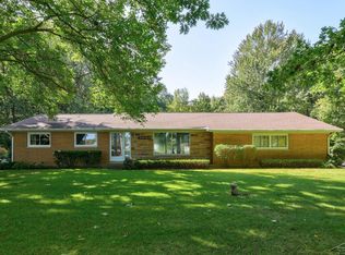 10270 Bradley Rd, Frankenmuth, MI 48734
