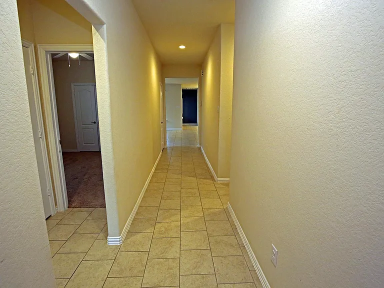 13346 Pecan Trails Dr — Photo 2
