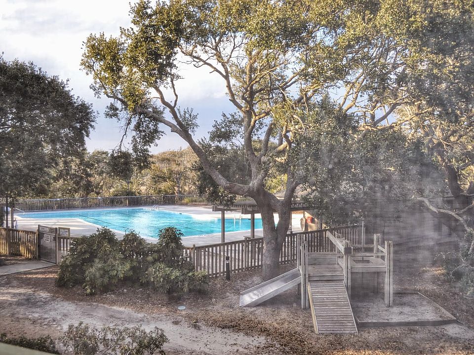1st image of 2402 Fort Macon Road #106G