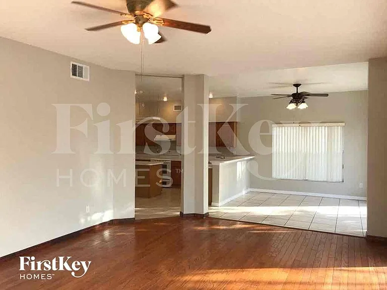 308 Forrest Crest Ct — Photo 7