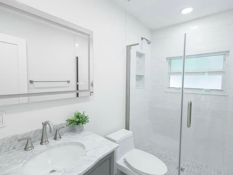 1215 Grinnell St #D — Photo 11