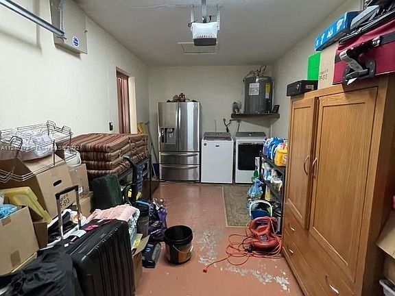 5th image of 19401 NW 82nd Ct