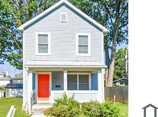 910 E Broad St, Columbus, OH 43205