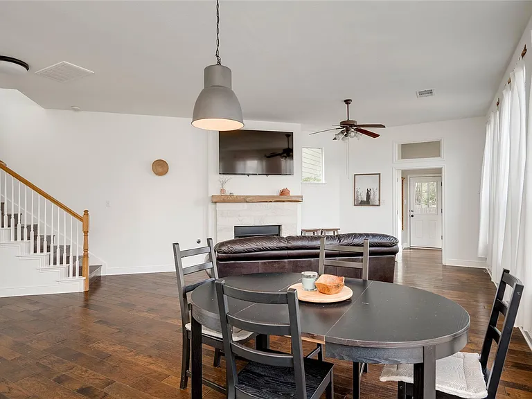 1802 Village Oak Ct — Photo 6