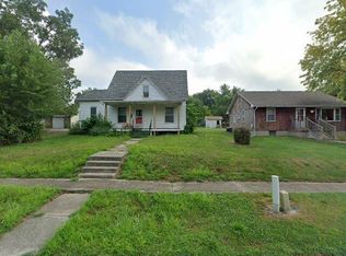 321 E Beardstown St #321, Virginia, IL 62691