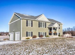 97 Labar Rd, Bangor, PA 18013