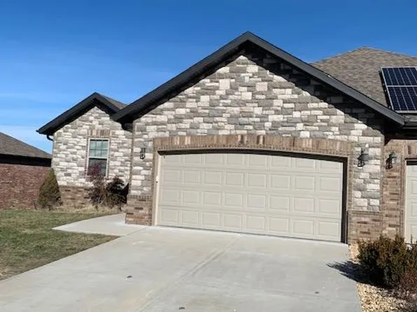 817 E Crystal Ave #817, Nixa, MO 65714
