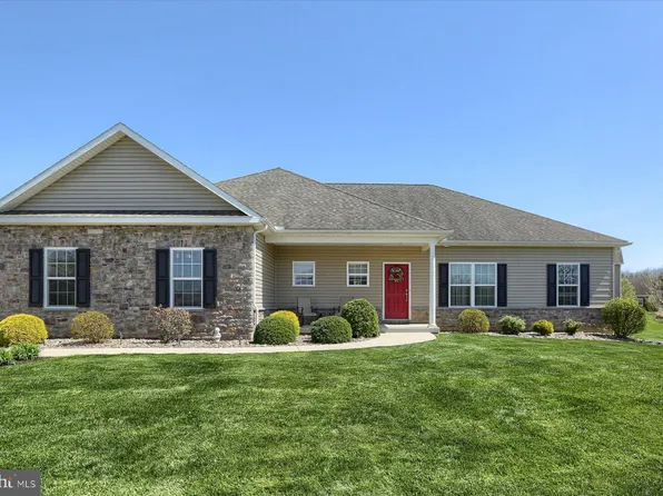 46 Franklin Dr, Mechanicsburg, PA 17055