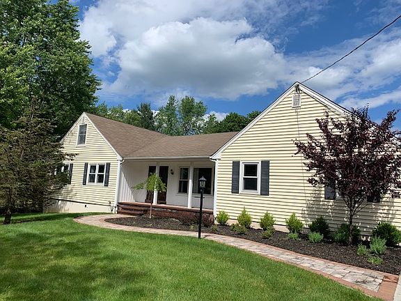 2nd image of 4 Blazier Rd