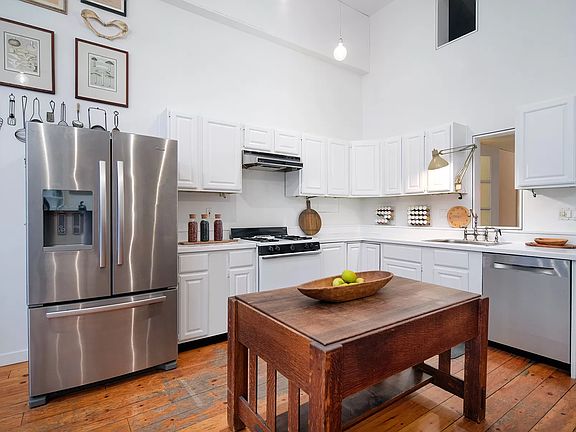 5th image of 43 Great Jones St