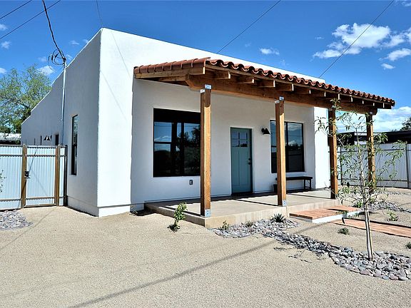 5th image of 1030 N Anita Ave