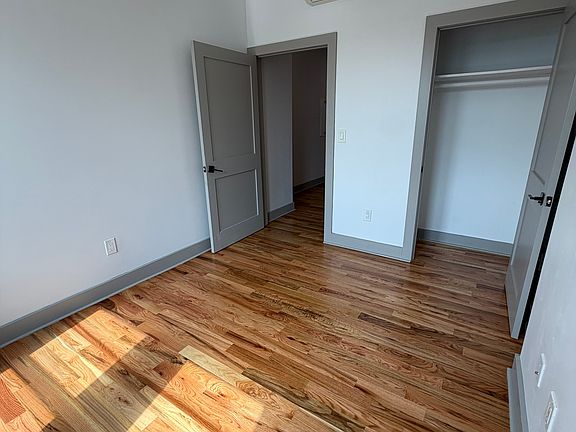 5th image of 181 Baldwin Ave #2R