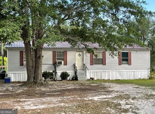 199 Middle Rd, Collins, GA 30421