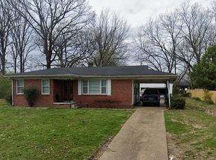 3737 Elm Park Rd, Memphis, TN 38118