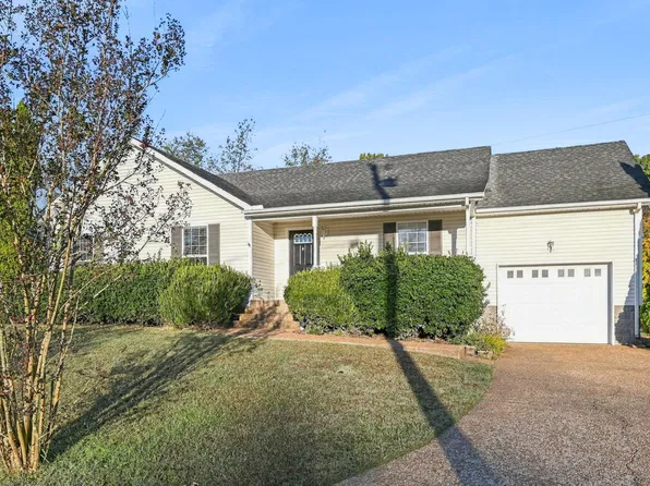 7320 Horn Tavern Ct, Fairview, TN 37062