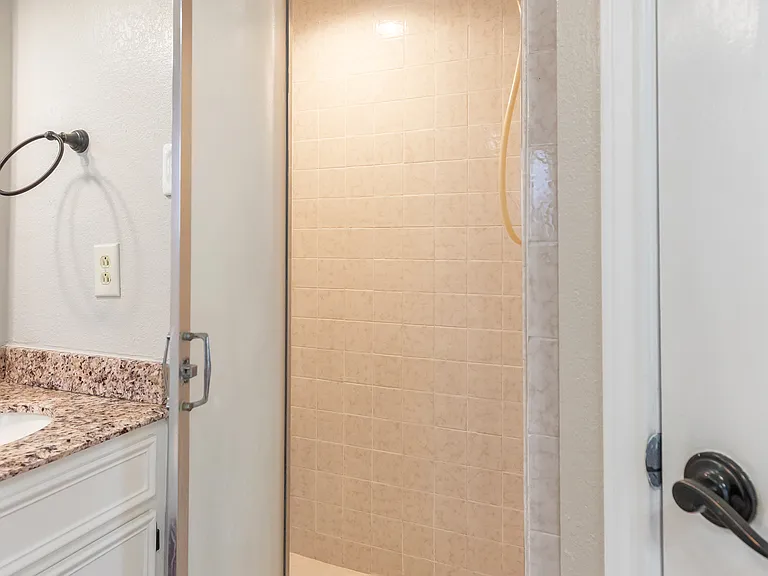 857 Chaucer Dr — Photo 20
