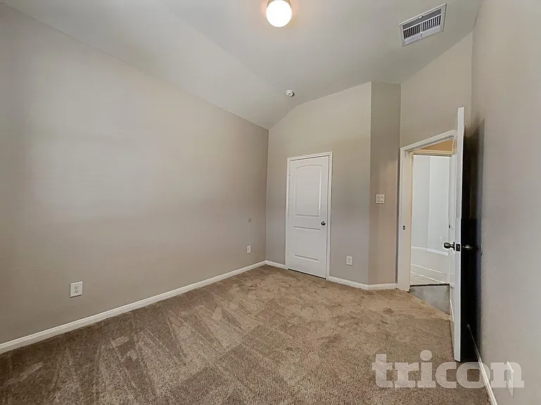 3606 Karissa Rd — Photo 12