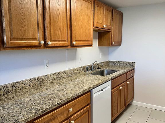 4th image of 4600 Duke St APT 701