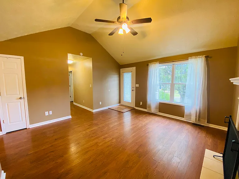 2754 Applemill Ct — Photo 12