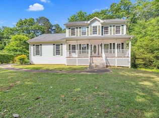 68 Lakeview Dr, Commerce, GA 30529