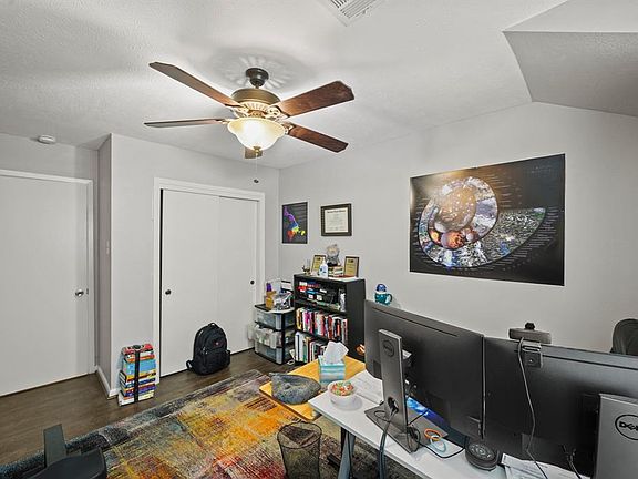 3rd image of 6307 Ash Oak Drive