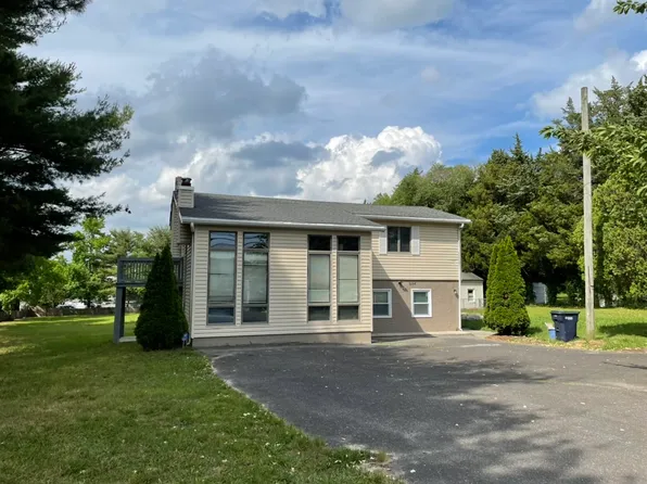 444 W California Ave, Absecon, NJ 08201