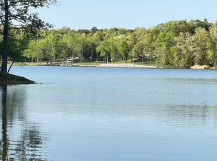 2960 Sales Landing Rd, Camden, TN 38320