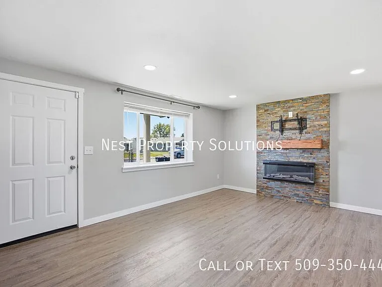 912 S Alderwood Dr — Photo 7