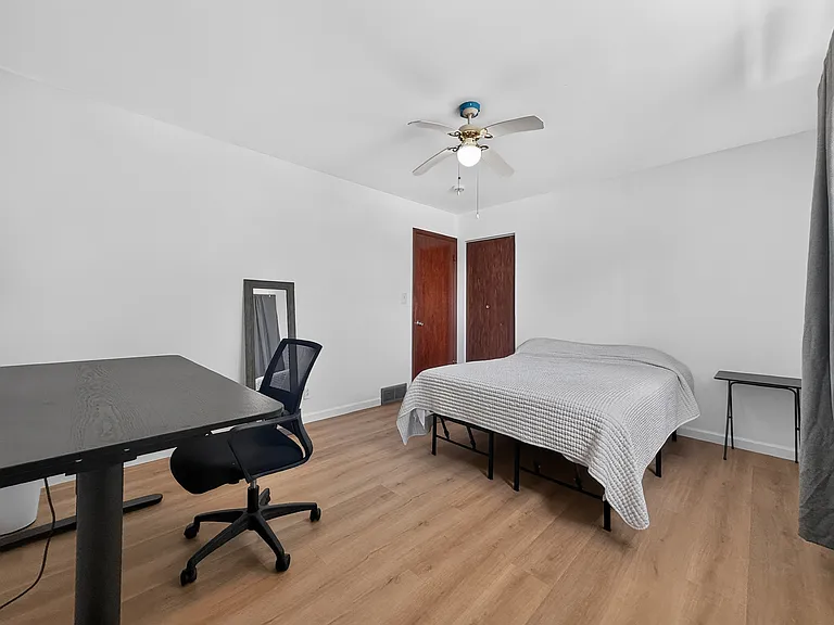 1705 E Granet Ave — Photo 19